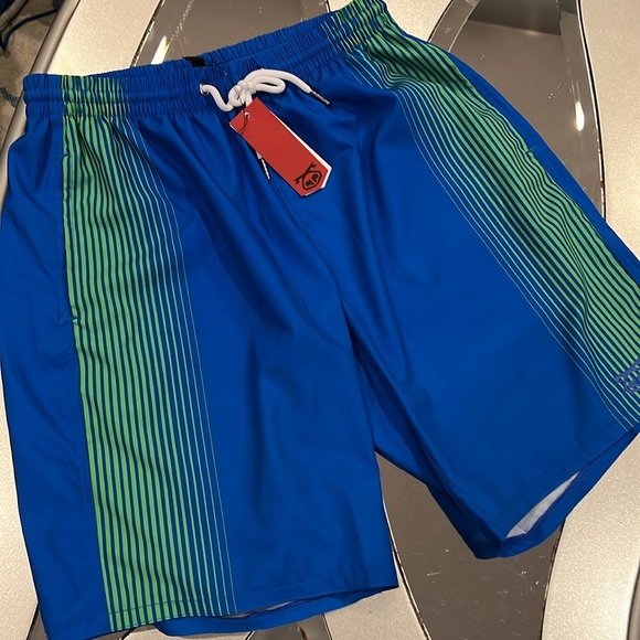 NWT medium nasty pig running short - Picture 2 of 5